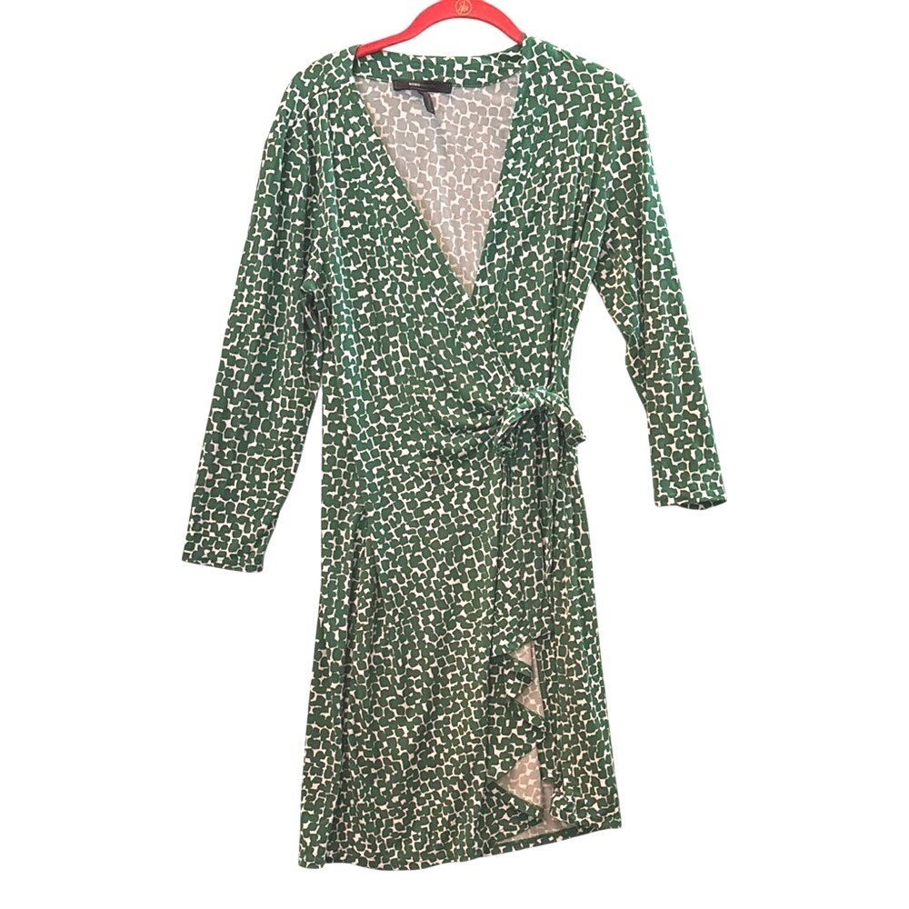 BCBG MaxAzria Green and White Jersey Wrap Dress Size Medium